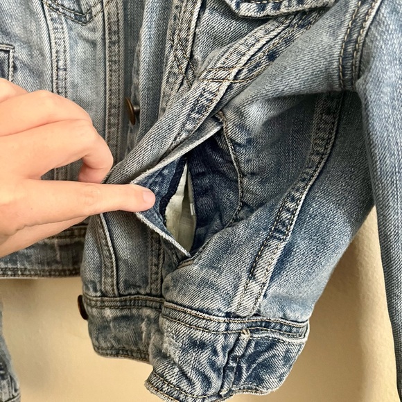 American Eagle Denim Jean Jacket - Picture 7 of 14